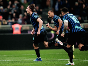 Јувентус са играчем мање замало преживео 