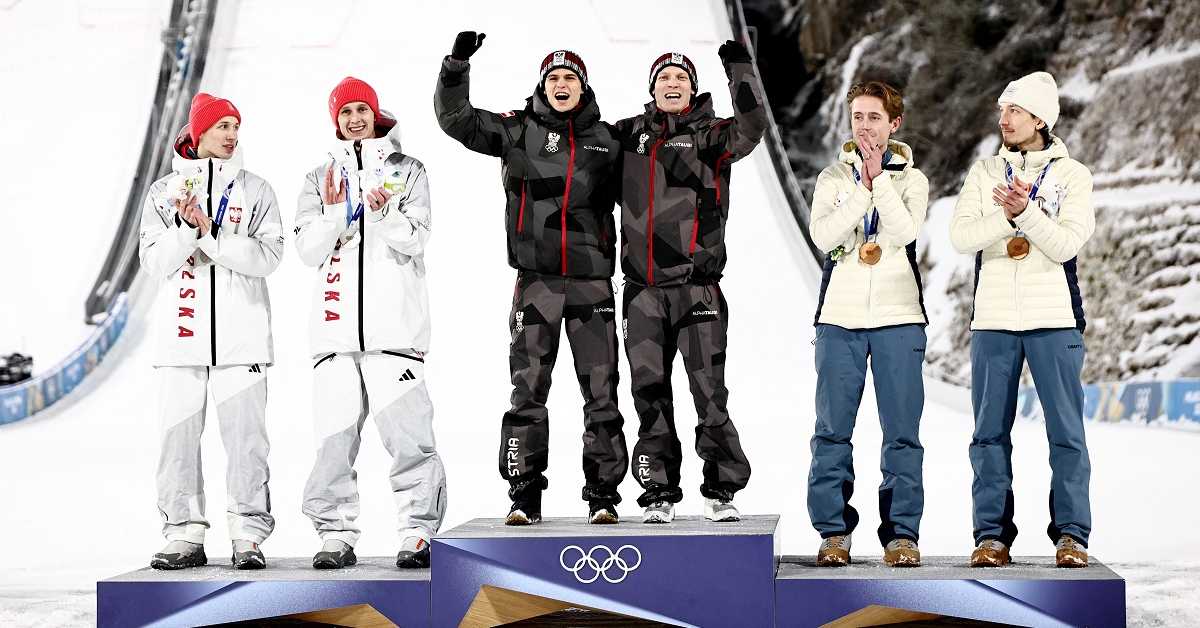 Мећава скратила премијерно такмичење мушких парова, словеначки скакачи разочарали