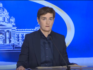 Брнабић: Синоћ у Новом Саду пређене црвене линије, нападнути стубови српске државе