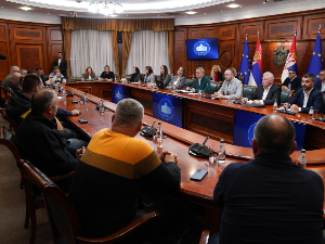 Без договора млекара и министра пољопривреде, представници удружења напустили састанак