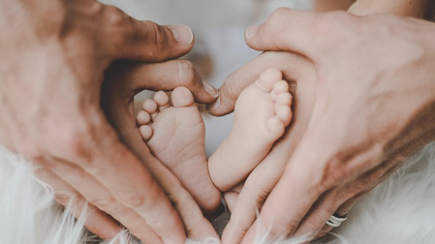 Идеални услови или реалне околности – зашто млади све чешће одлажу одлуку о родитељству