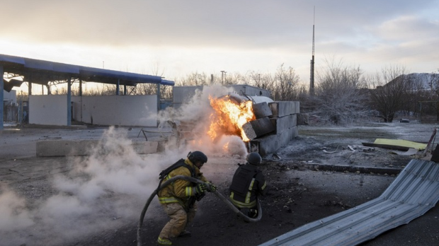Њујорк тајмс: Трамп жели да постигне решење за рат до новембра; Шведска шаље пакет помоћи Украјини
