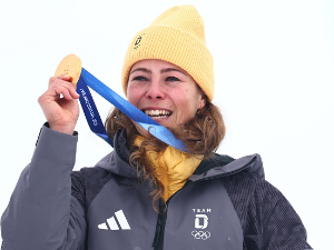 Данијела Мајер освојила златну медаљу у ски кросу у Милану и Кортини