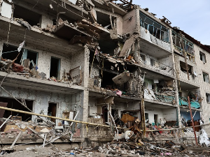 Кијев: Нова рунда преговора могућа пре краја фебруара, Песков: Москва нема претерана очекивања од самита