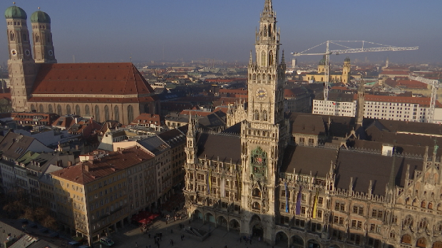 Фамилиологија: Из другог угла