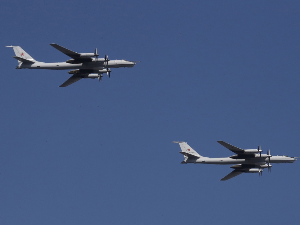 Блиски сусрет код Аљаске - амерички ловци пресрели руске авионе