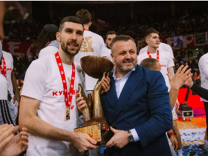 Дрчелић после тријумфа у Купу Кораћа: Ово је трофеј свих који за Звезду живе