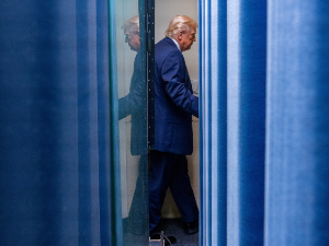 Да ли је одлука о укидању царина политички шамар Трампу и хоће ли компаније тражити одштете