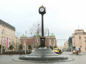 Постављен сат на Тргу Републике