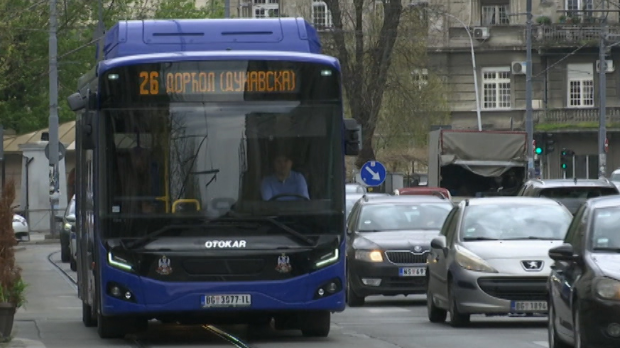 Јавни превоз губи трку са аутомобилима, вожња и до 50 одсто дужа – како вратити путнике у аутобусе