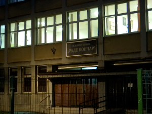 Ученик  ОШ "Раде Кончар" у Земуну послао поруку узнемирујуће садржине, школа поступа по процедури