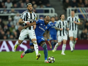 Њукасл одрадио посао за осмину финала, Карабаг часно испао