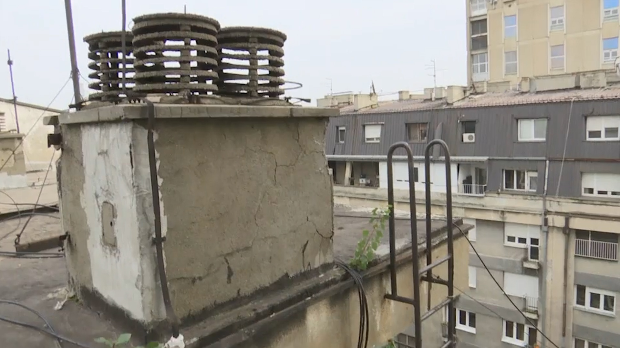 Кад квалитет ваздуха диктира шетњу, зашто бесплатни филтери за димњаке чекају на уградњу