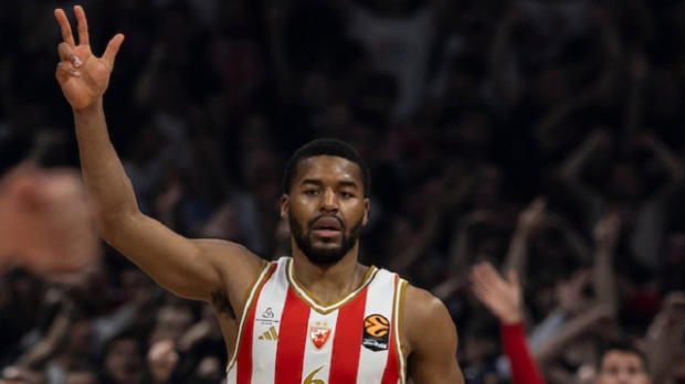 Батлеров плес по периметру одбио све налете Ефеса - Звездина рововска победа