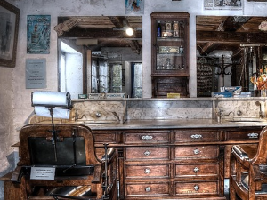 Берберин, тамбураш и песник Марко Нешић