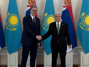 Свечани дочек за Вучића у председничкој палати у Астани, енергетика и вештачка интелигенција у фокусу разговора са Токајевом