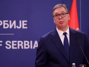 Вучић: Правимо војни апарат који ће заштитити земљу, али ћемо умети и да узвратимо