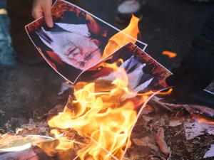 Кинески сателити прате распоређивање Американаца око Ирана, САД одговара снимцима иранских нуклеарних центара