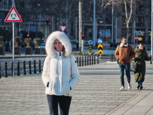 Променљиво облачно и ветровито, највиша дневна температура 14 степени