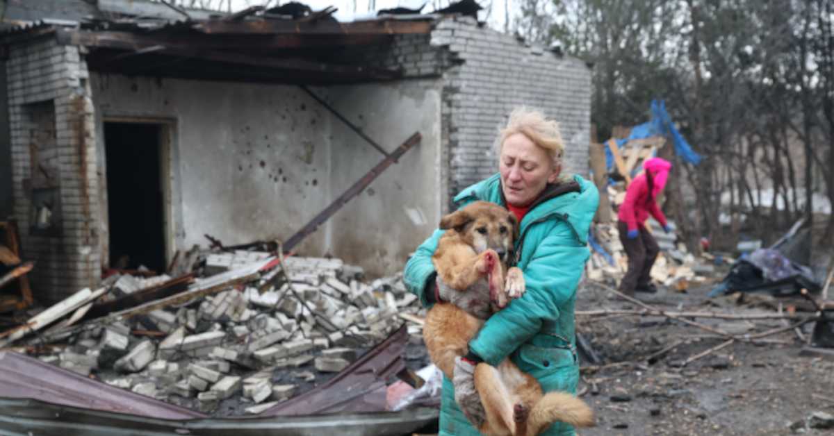 Лавров: Па, позовите, Путин увек подигне слушалицу; Сирски признао: Руси напредују дуж целог фронта
