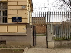 Без посла и докумената, са стигмом и предрасудама – колико је тежак повратак бивших осуђеника