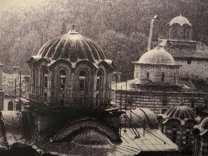 Изложба фотографија „Богородичин врт“, поглед на свет монаха Теодосија