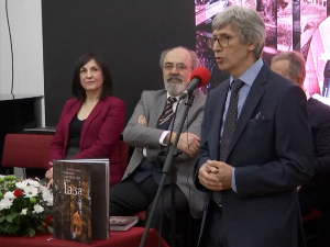 Новинар који је остао човек – монографија и изложба слика новинара Радована Лазаревића пред Ваљевцима