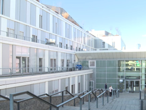 КЦС: Стање Дачића и даље озбиљно, али имамо разлога за оптимизам