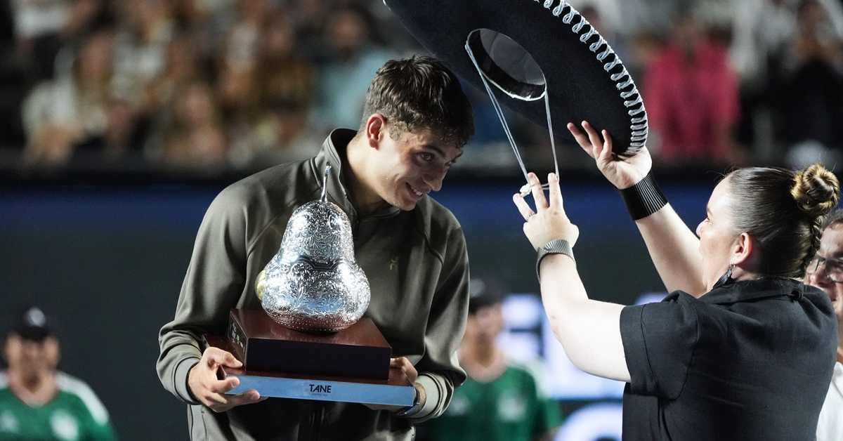 Коболи освојио Акапулко и ушао у одабрано друштво