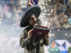 Коболи освојио Акапулко и ушао у одабрано друштво