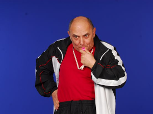 Приђи ближе: Бал под маскама