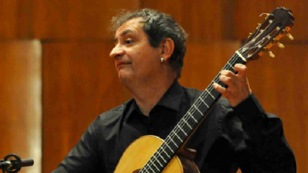 У знаку гитаре