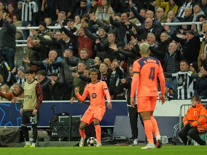 Јамал у последњој секунди спасио Барселону пораза у Њукаслу