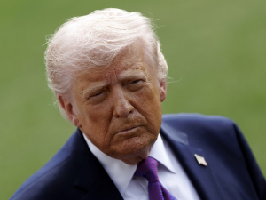 Трамп: Фудбалска репрезентација Ирана добродошла на СП, али није прикладно да дођу