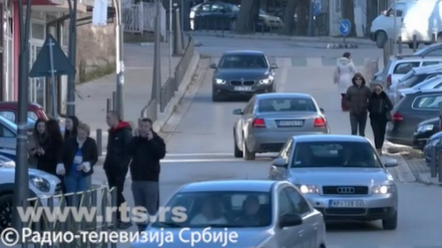 Нова правила за странце и возила на КиМ - како утичу на српску заједницу