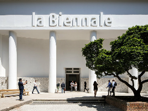 Бура због повратка Русије на Бијенале у Венецији – судар културе и геополитике