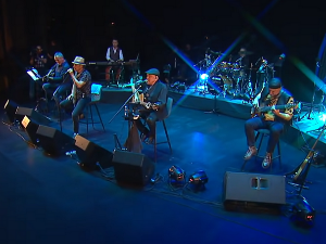 Звучни зид – Галија