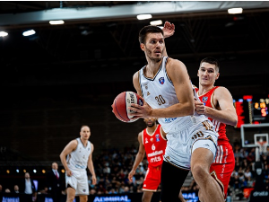 Звездин лош дан против Дубаија у Сарајеву