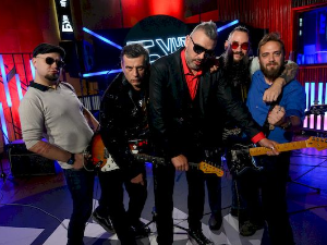 О албуму "Врата раја" бенда "Болесна штенад"