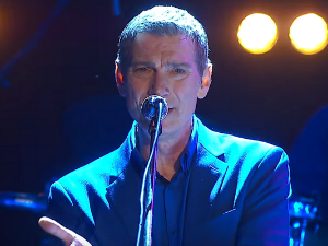 Звучни зид – Масимо Савић