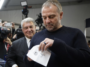 Лапорта: Ускоро продужење уговора са Фликом, срећан је у Барселони