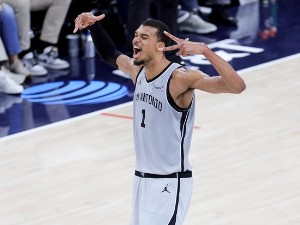 Спарси после девет година стигли до 50. победе у сезони, Богдановић 