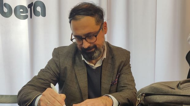 Бескрајни плави круг: Представници српских удружења у Македонији и Бечу: СПОНА и „Вилхелмина Мина Караџић”