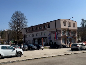 Шест листа на изборима у Лучанима