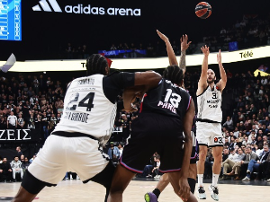 Калатесова магија засенила светла Париза - Партизанов низ победа пред 