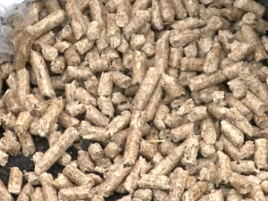 Пелета има довољно, али не у шпицу сезоне – како пролећна куповина доноси уштеду