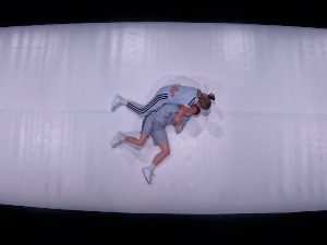 „Спорт“ и важност пада на Београдском фестивалу игре