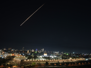 Нови напад Ирана, сирене у Израелу и Кувајту; Израел узвратио ударима на Либан након напада Хезболаха на Хаифу