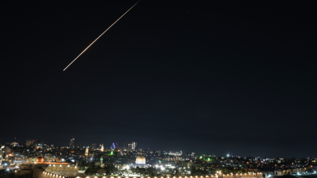 Нови напад Ирана, сирене у Израелу и Кувајту; Израел узвратио ударима на Либан након напада Хезболаха на Хаифу