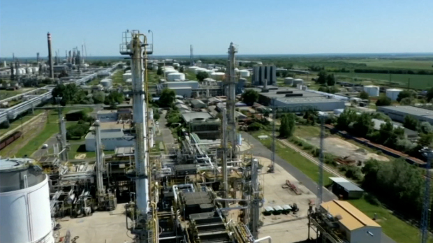 Цунами на нафтном тржишту после напада на Иран, блокада Ормуза подиже цене